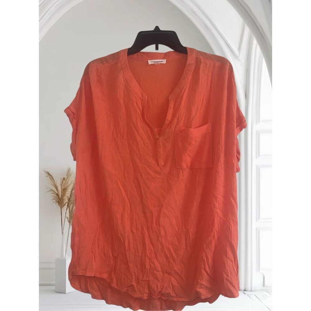 ✨BeachLunchLounge Coral Sz Large Top✨